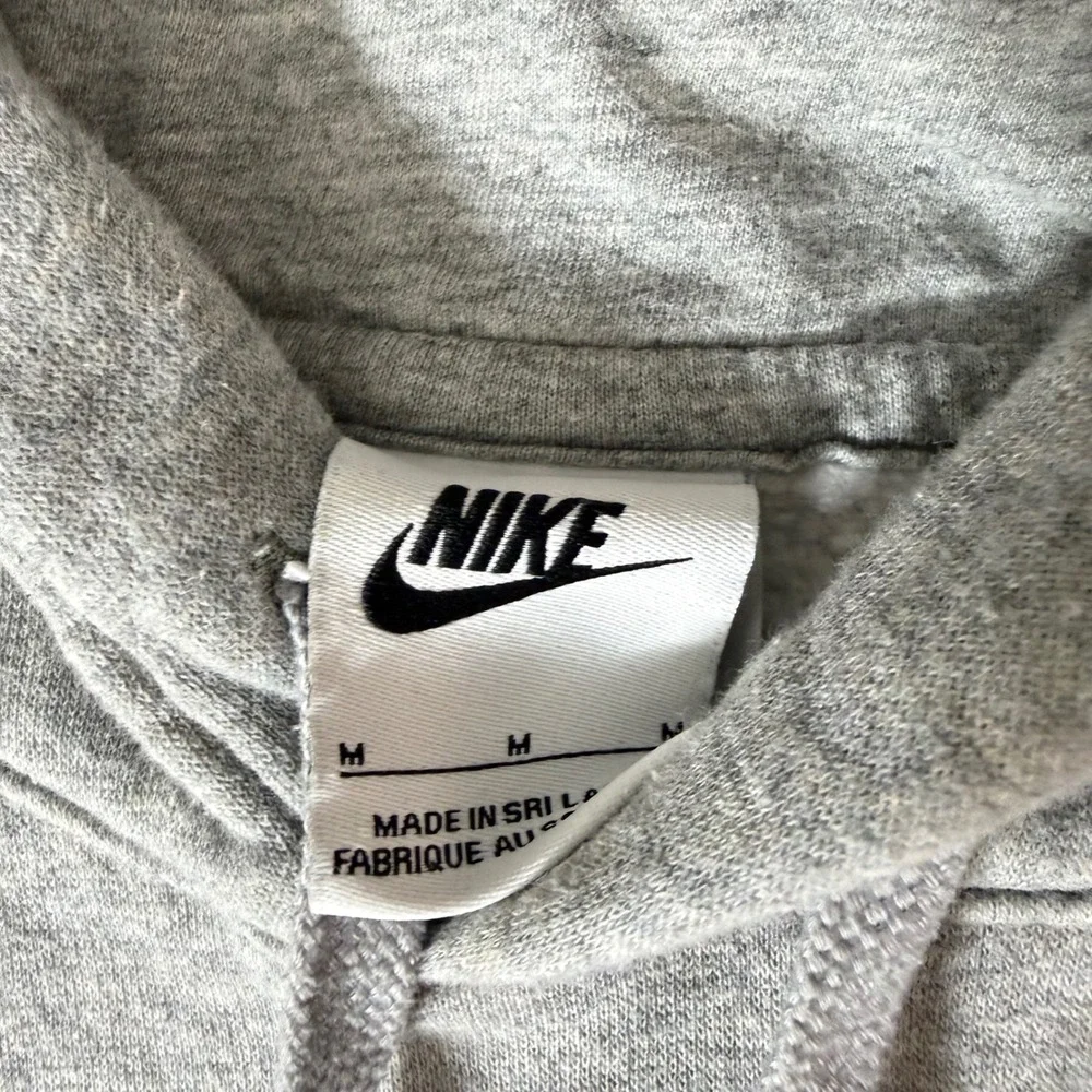 Nike Mens Sportswear Club Fleece Hoodie Heather Grey Embroidered Logo Medium gym